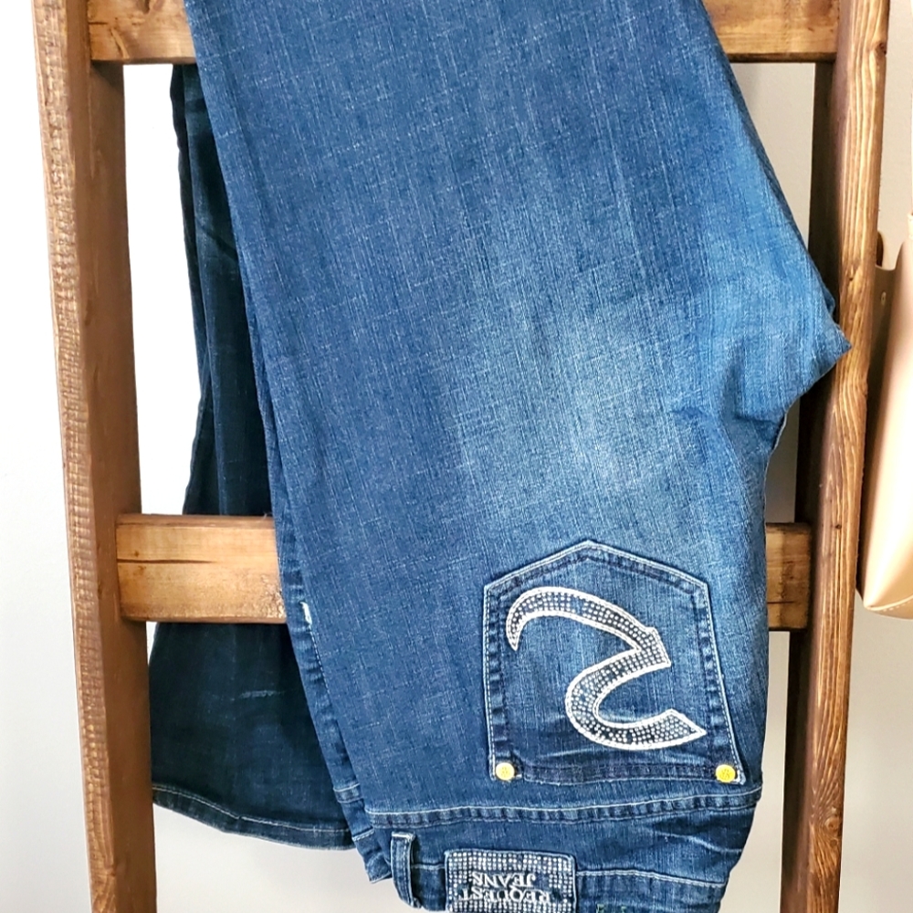 Request Jeans